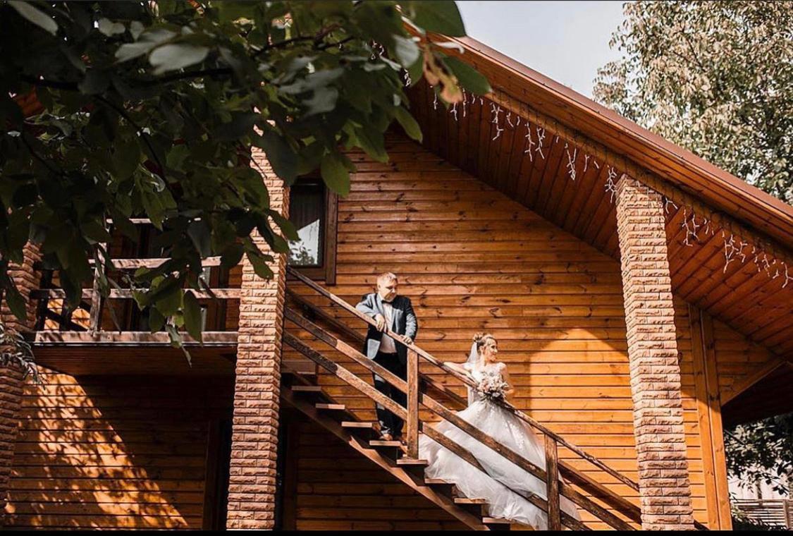 Hotel Bannyi Dvir Узин Экстерьер фото