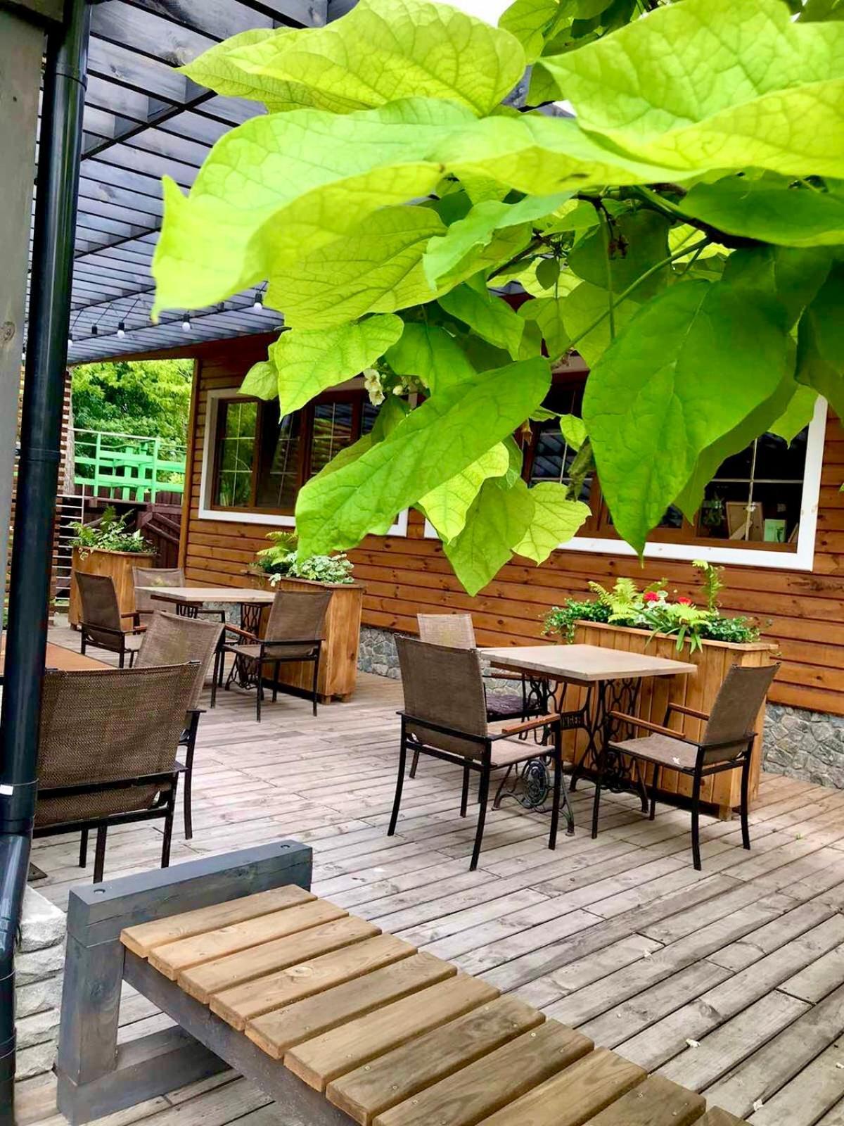 Hotel Bannyi Dvir Узин Экстерьер фото