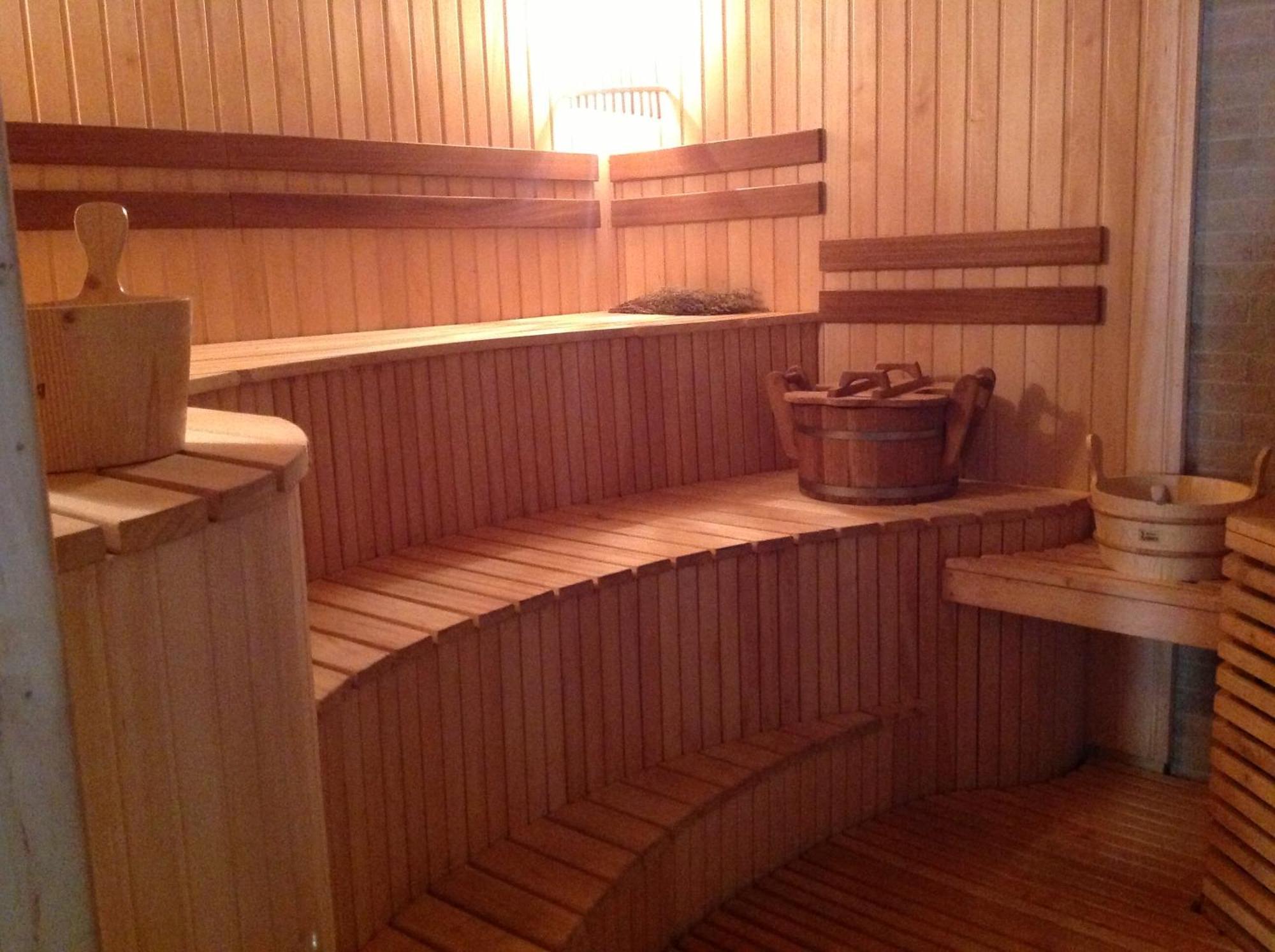 Hotel Bannyi Dvir Узин Экстерьер фото